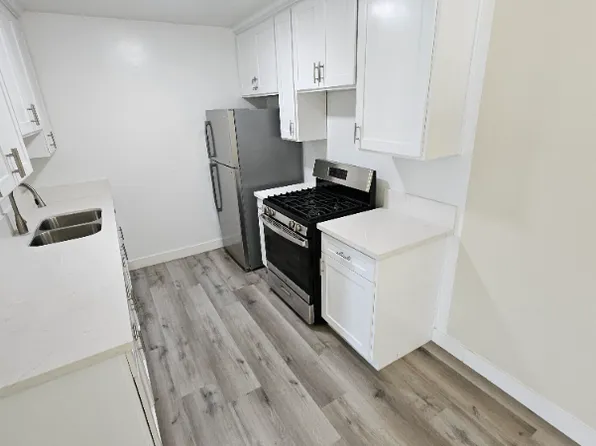 815 N Benton Way #1, Los Angeles, CA 90026