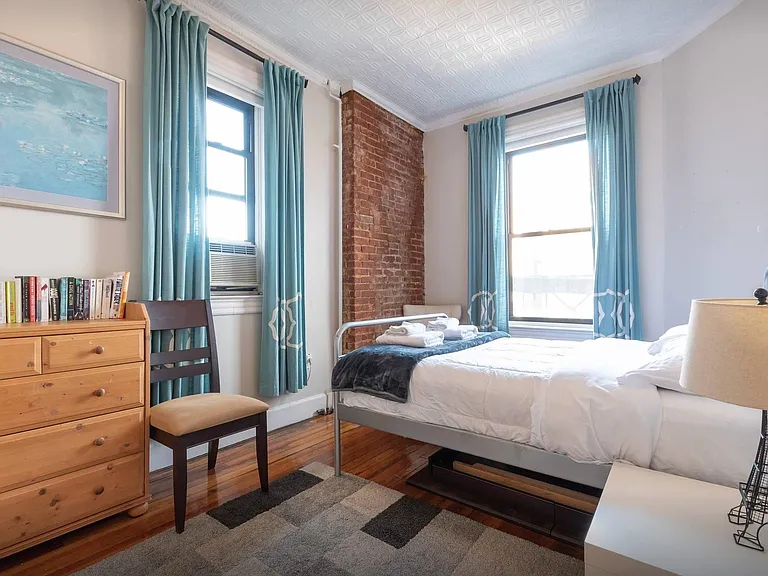 1009 Willow Ave #4L — Photo 12