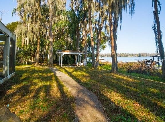4th image of 4824 King Lake Dr