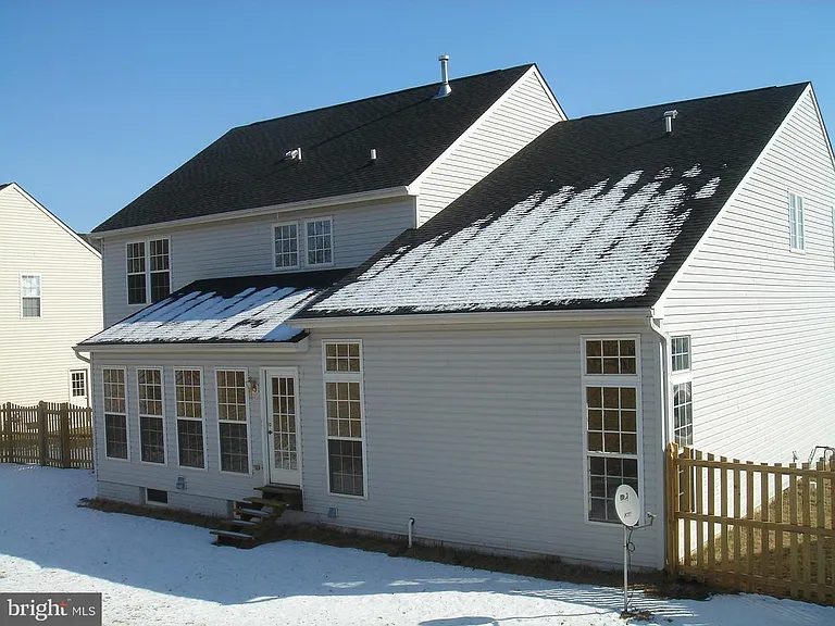 11225 Suffolk Dr — Photo 30
