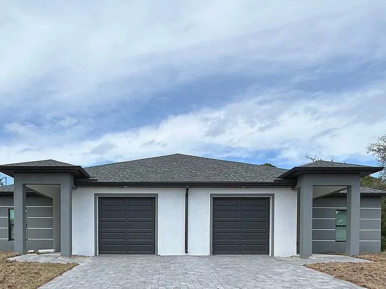 2222 Leda Ave S — Photo 40