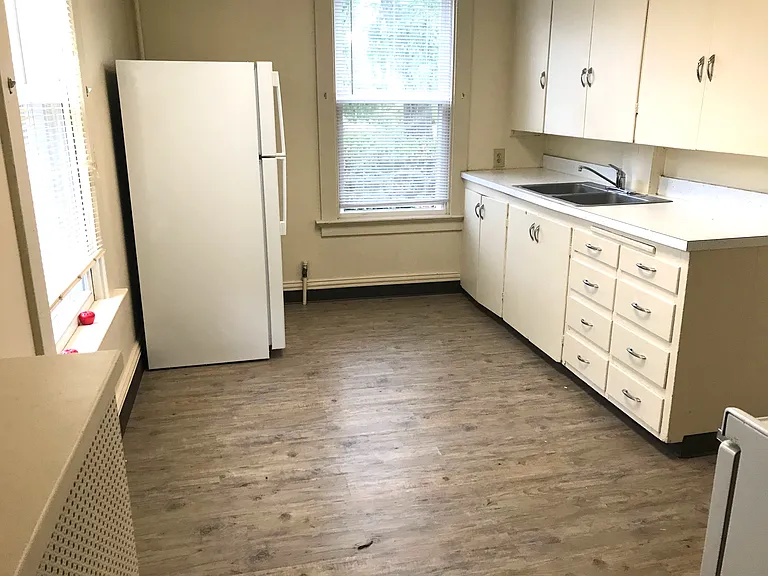 3010 Kingman Blvd — Photo 10