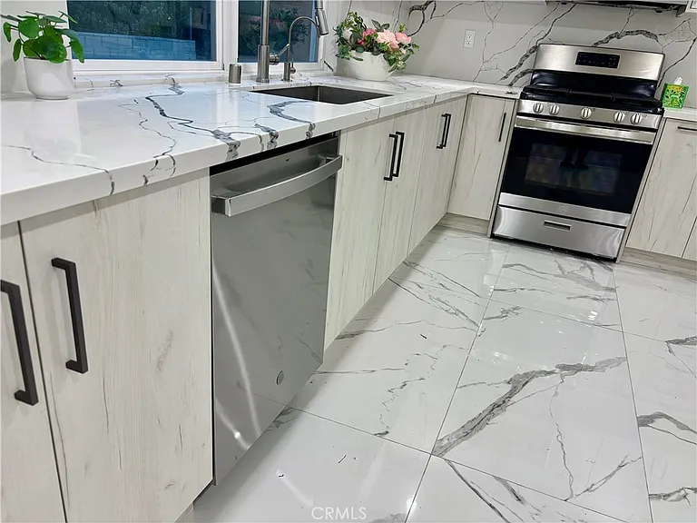11774 Doral Ave — Photo 26