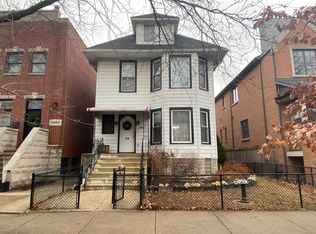 3907 N Leavitt St, Chicago, IL 60618