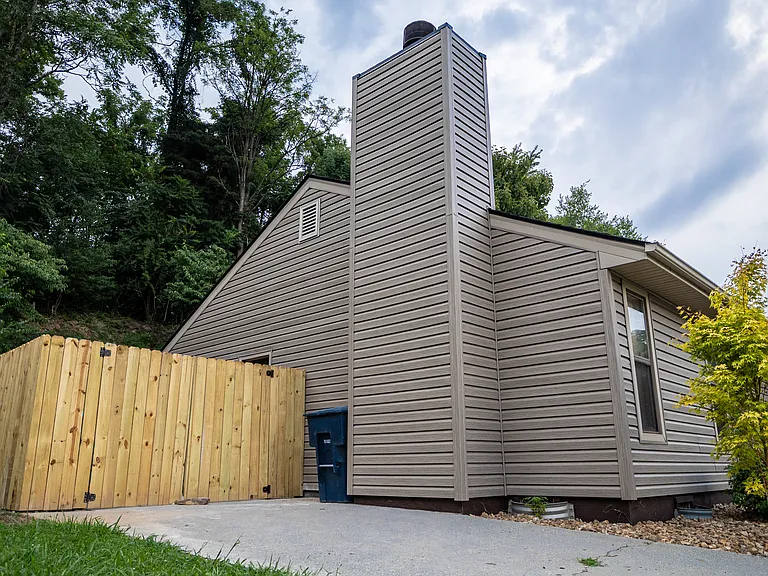 2633 Bluefield Blvd SW — Photo 12
