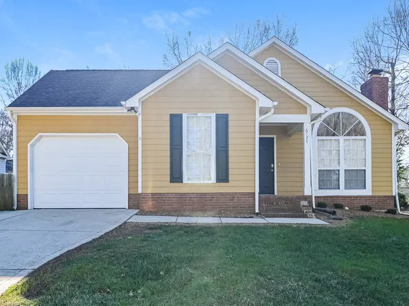 6124 Sunbridge Ct, Charlotte, NC 28269