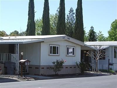 1st image of 5255 Oakwood Ct #8