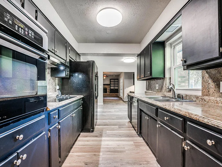 1205 Teal Pl — Photo 19