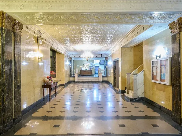 850 Saint Marks Avenue image 6 of 6