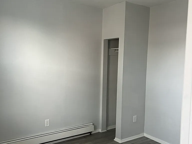 424 E Girard Ave #2 — Photo 11