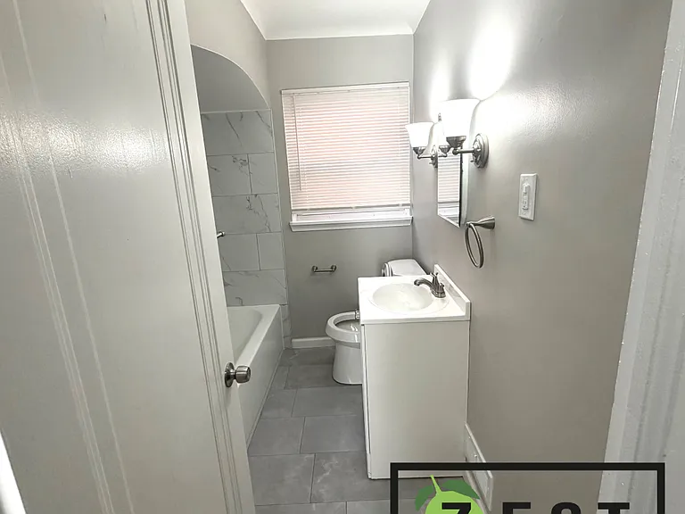 19691 Cliff Street — Photo 10