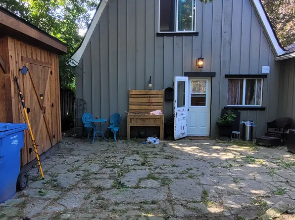 57 Glasgow St S, Guelph, ON N1H 4T9