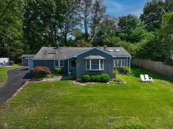 24 Adley Road, Fairfield, CT 06825