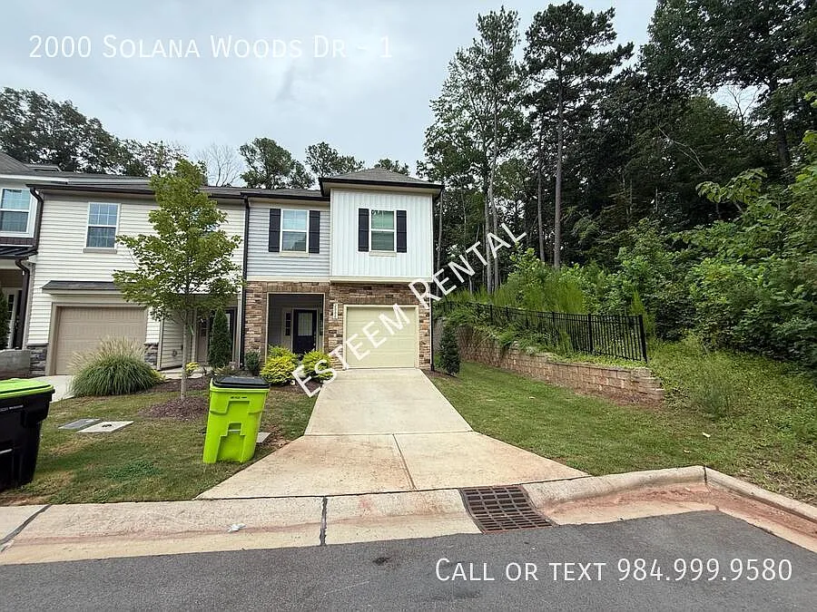 3 bed, 2.5 bath, 1600 sqft, $1,950 — Photo 2