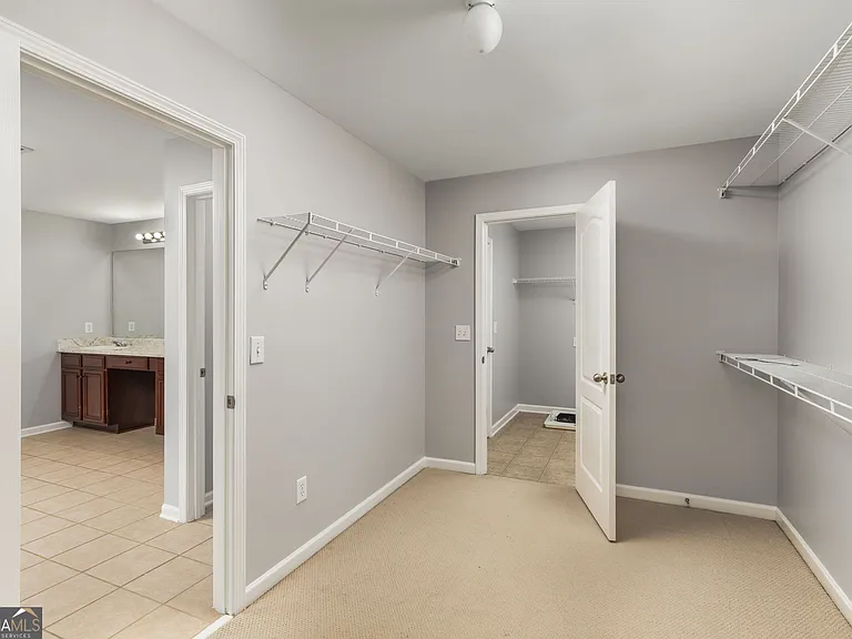 168 Summer Grove Ln — Photo 43