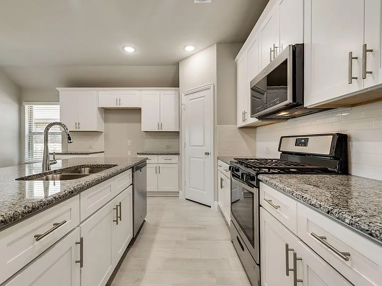 2317 Mount Olive Ln — Photo 10