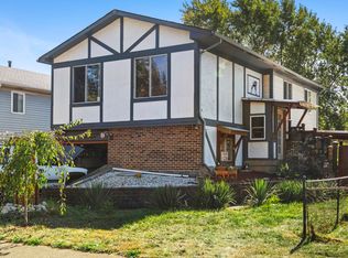 545 Old Stone Rd, Bolingbrook, IL 60440