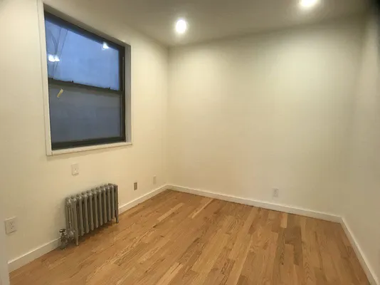 Rented by Bohemia Realty Group | media 27