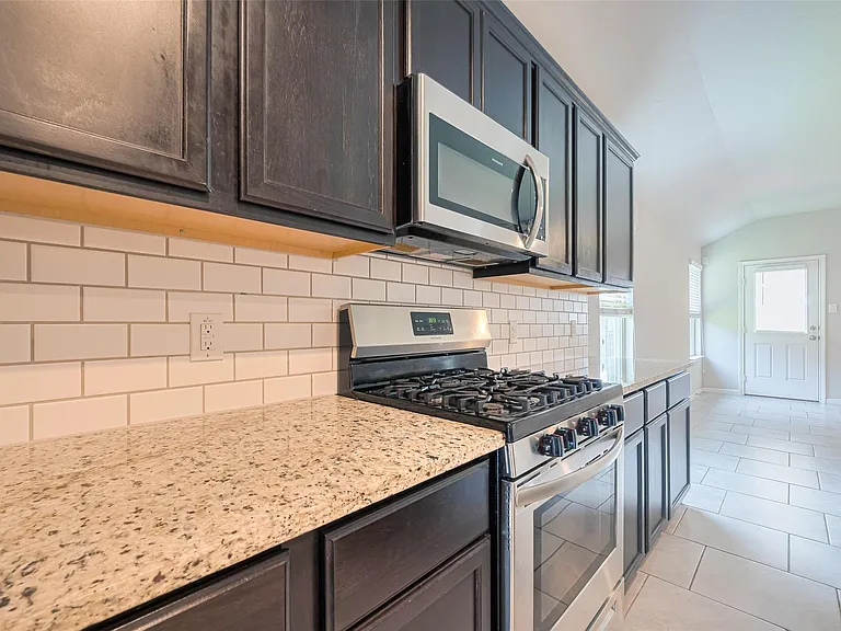 3010 Veeder Pass Ln — Photo 10