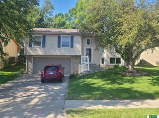 5053 N 25th St, Lincoln, NE 68521