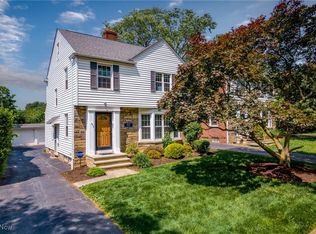 4141 Bushnell Rd, University Heights, OH 44118