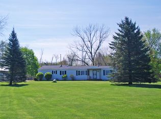 4340 Round Lake Rd, Laingsburg, MI 48848