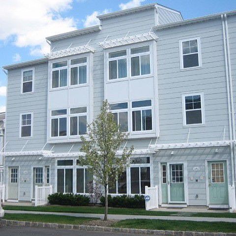 1st image of 146 Meridian Blvd