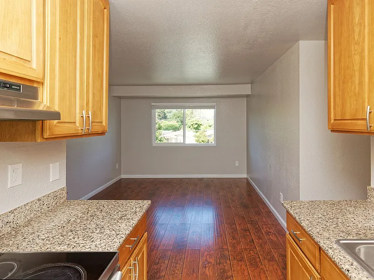 3024 Fruitvale Ave — Photo 12