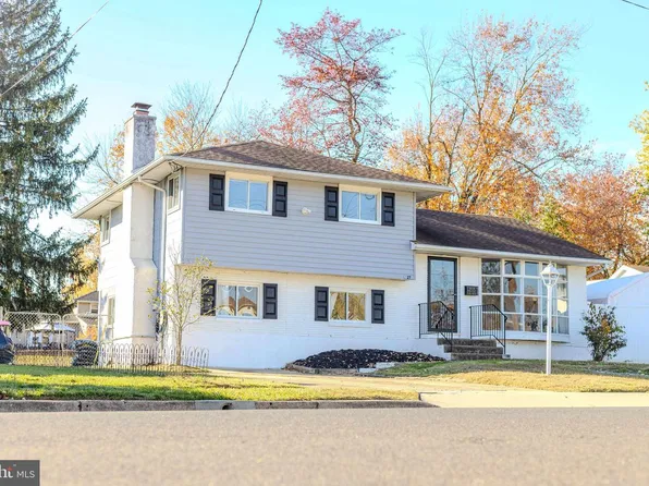 27 Lillian Pl, Glendora, NJ 08029