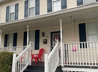 304 Mulberry St, Scottdale, PA 15683