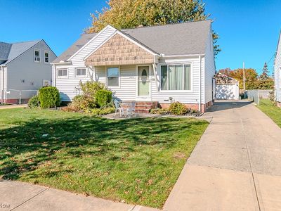 29815 Phillips Ave, Wickliffe, OH, 44092