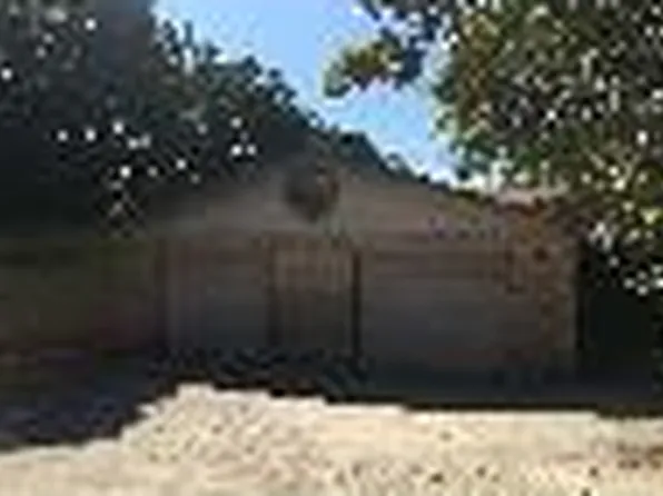 1305 N Bishop St, San Marcos, TX 78666