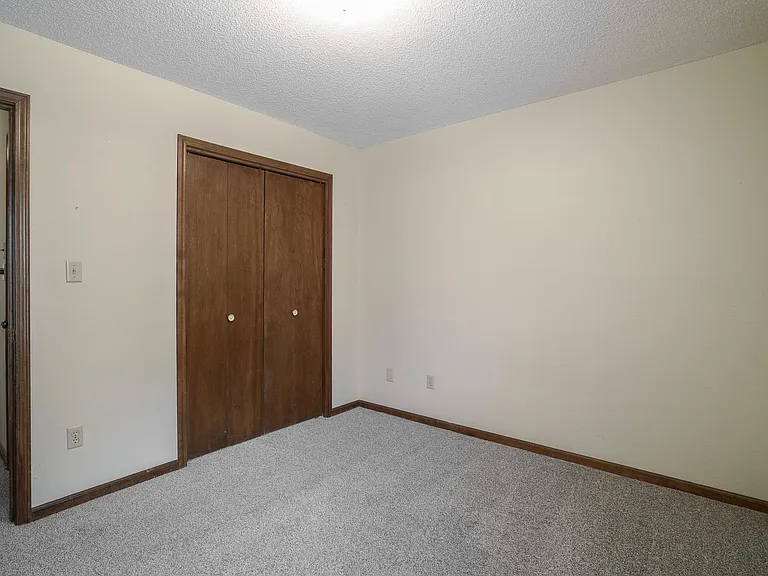 609 SE Bayberry Ln #A — Photo 15