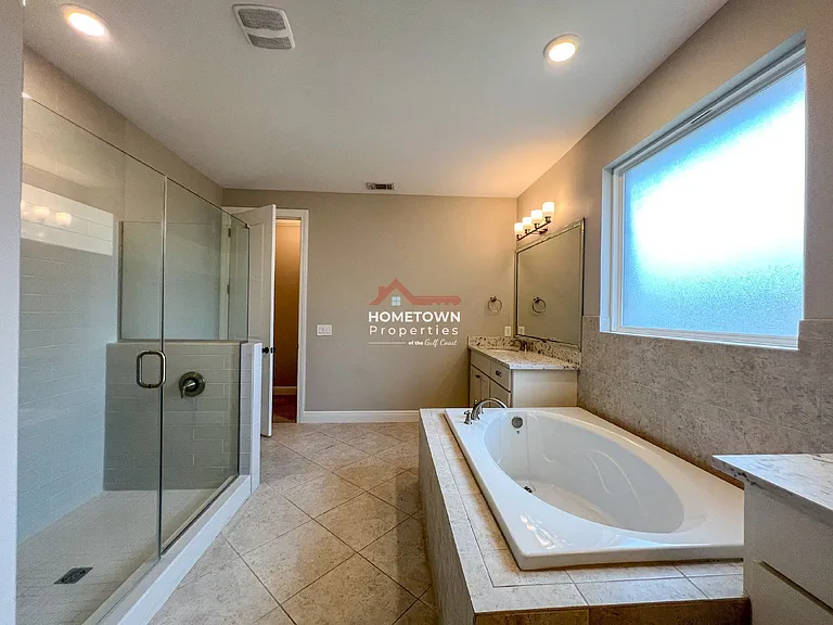 1467 W Shores Blvd — Photo 22