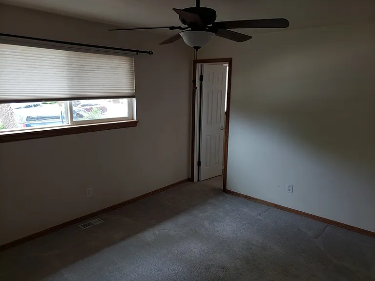 6221 W 110th Ave — Photo 17