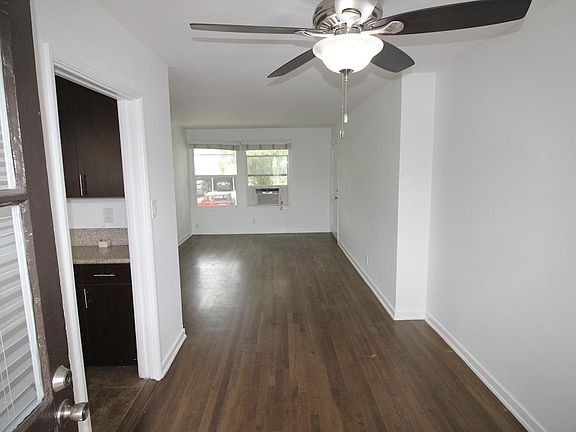 4th image of 7450 Hollywood Blvd APT 4