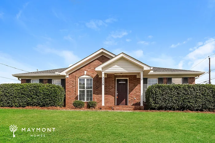 3239 Peninsula Dr
