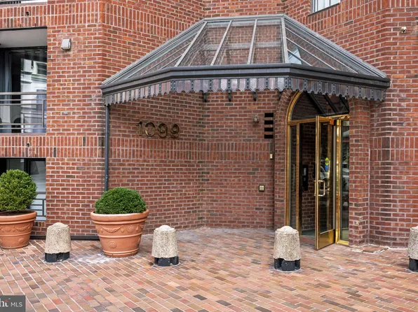 1099 22nd St NW APT 606, Washington, DC 20037