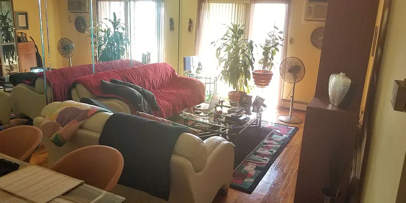 Sold by D&D Realty Services | media 2