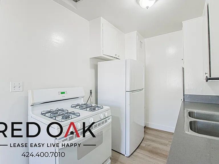 1156 Exposition Blvd #13 — Photo 15