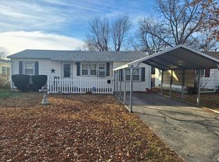 1511 S Ashby Ave, Chanute, KS 66720