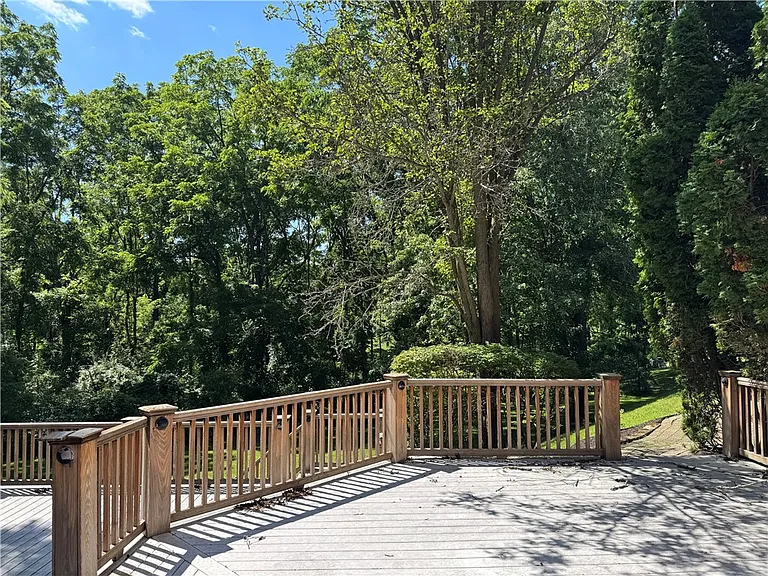 6 Merrycreek Xing — Photo 9