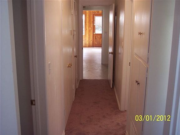 New carpet & flooring