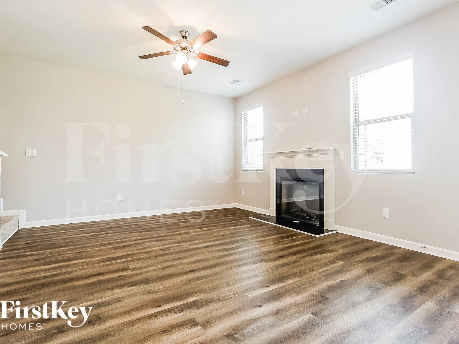 5 bed, 3.0 bath, 2892 sqft, $2,545 — Photo 2