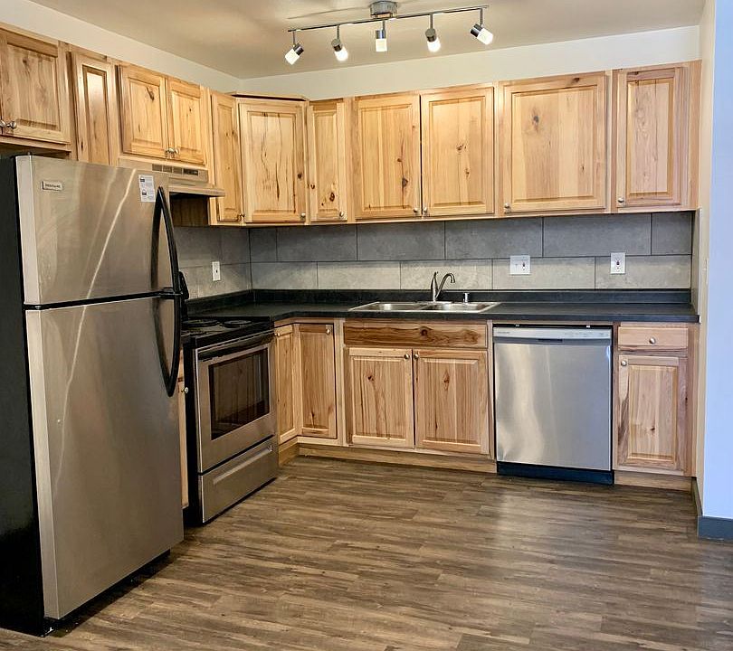 1st image of 2640 2nd Ave S APT 37