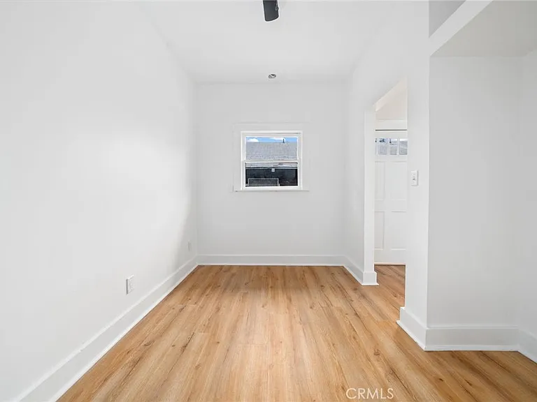 332 N Daisy Ave — Photo 12
