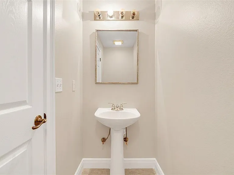 1451 Lake Baldwin Ln #B — Photo 16