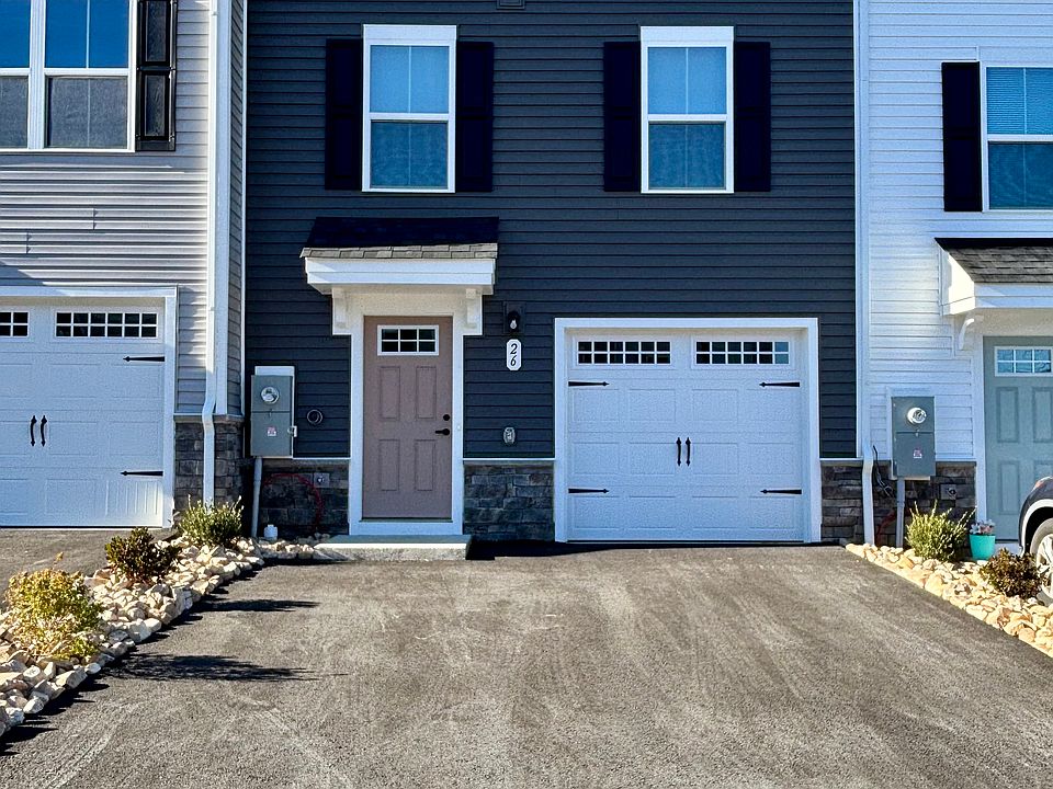 1st image of 26 Cider Miller Ln