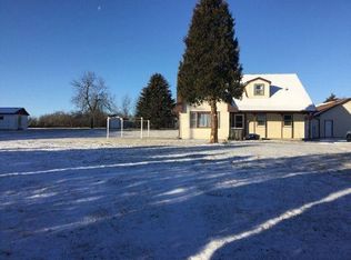 N9698 Stone School Rd, Mukwonago, WI 53149