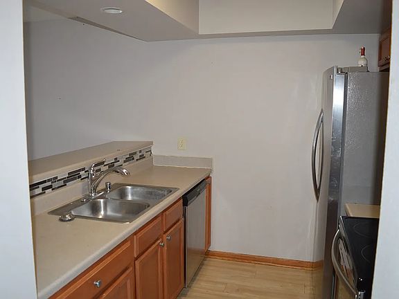 2nd image of 2824 Pleasant View Rd Unit 101